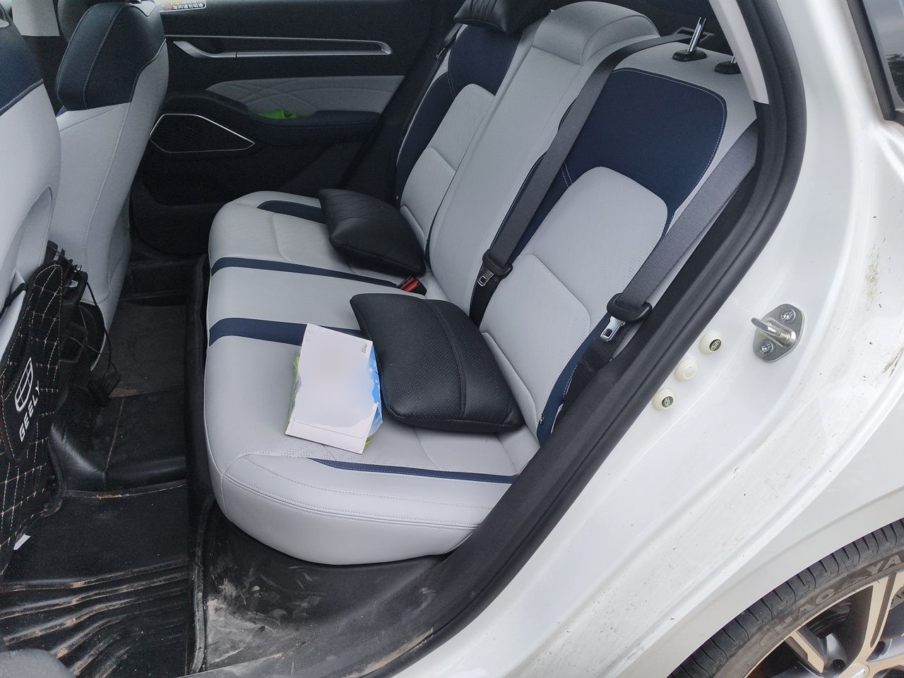 Geely Auto Emgrand 2022 4th Generation 1.5L CVT Flagship Model — снимка 20