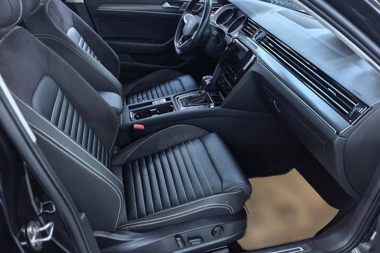 Used Volkswagen Magotan 2020 330TSI DSG Leading Model