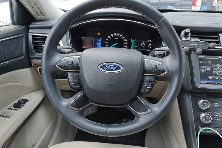 Used Ford Taurus 2015 EcoBoost 245 Fashion Edition
