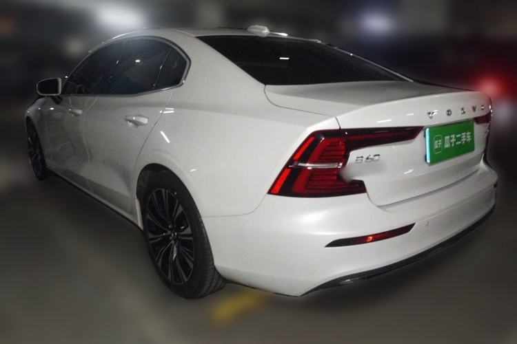 Used Volvo S60 2023 B4 Zhiyuan Luxury Edition
