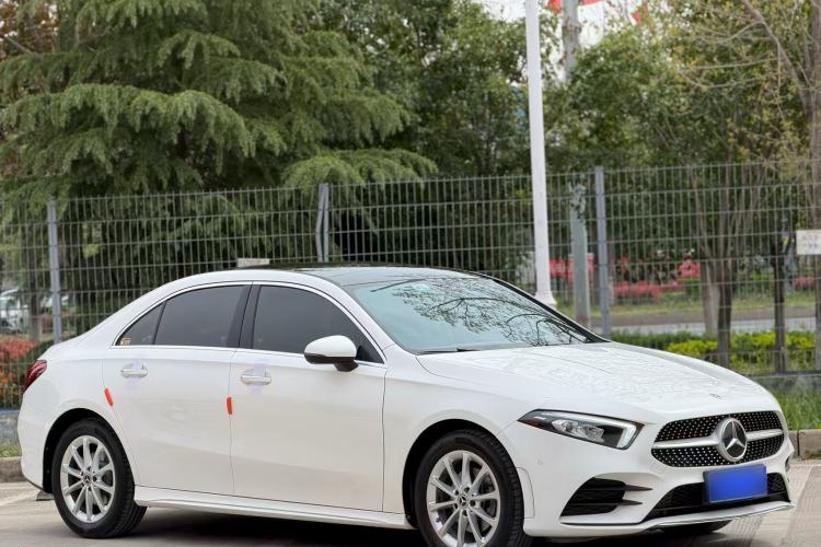 Used Mercedes-Benz A-Class 2021 A 200 L Sport Sedan Fashion Model
