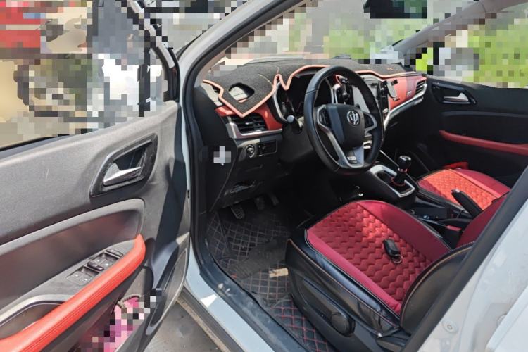 Used Brilliance V3 2017 1.5L Manual Smart Model Driver Seat