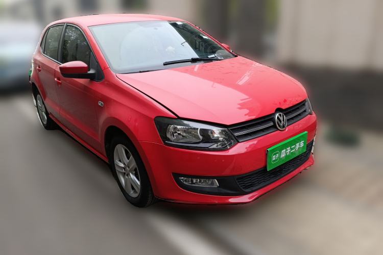 Used Volkswagen Polo 2011 1.6L Automatic ZhiShang Version Front Right 45 Deg