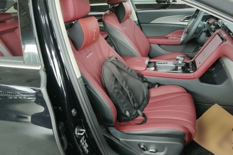 Used Hongqi H5 2024 1.5T DCT Smart Connect Flagship Edition Right Front Seat