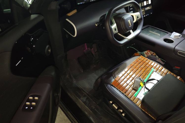 Used Avatr 07 2024 Max Extended-Range Edition Driver Seat