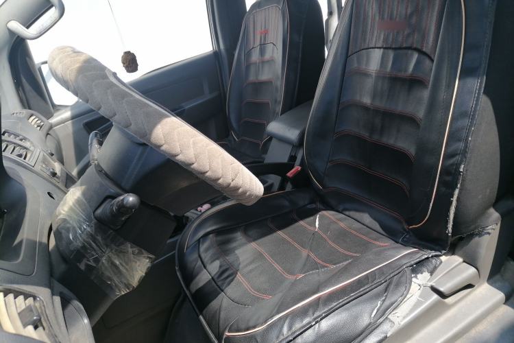 Used Wuling Zhengcheng 2015 1.5L Comfort L3C Left Front Seat