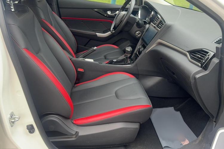 Used Venucia D60 2020 1.6L XE CVT Enjoyment Edition