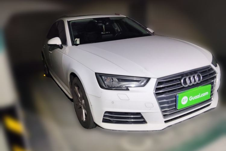 Used Audi A4L 2018 30th Anniversary Edition 40 TFSI Trendy Model Front Right 45 Deg