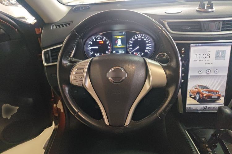 Used Nissan X-Trail 2015 2.0L CVT Comfort MAX Edition 2WD Steering Wheel