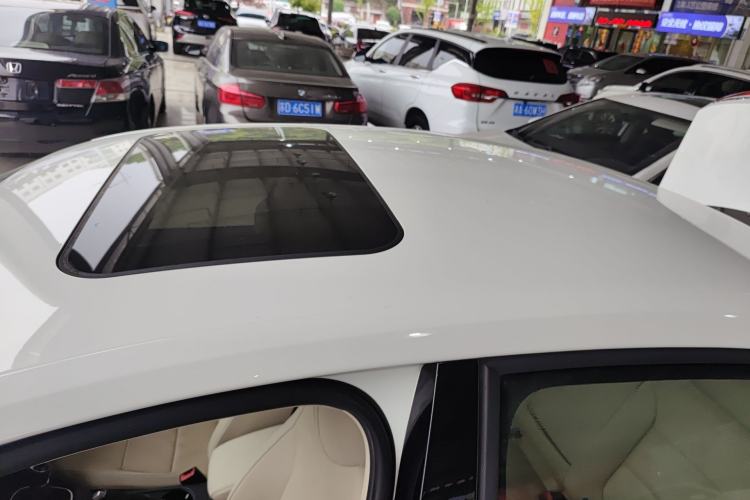 Used Volkswagen Sagitar 2014 Revised Version 1.4TSI Manual Luxury Edition
