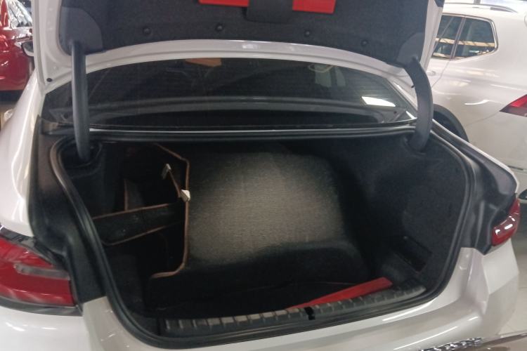 Used BMW 5 Series 2022 525Li M Sport Package Trunk