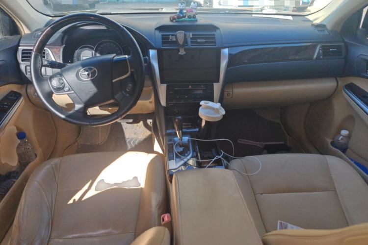 Used Toyota Camry 2015 2.0G Premier Edition
