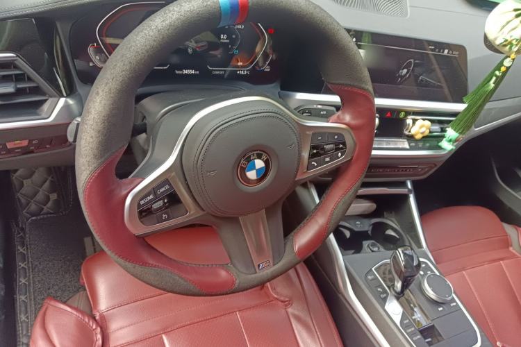 Used BMW 3 Series 2020 Facelifted 325i M Sport Package Steering Wheel
