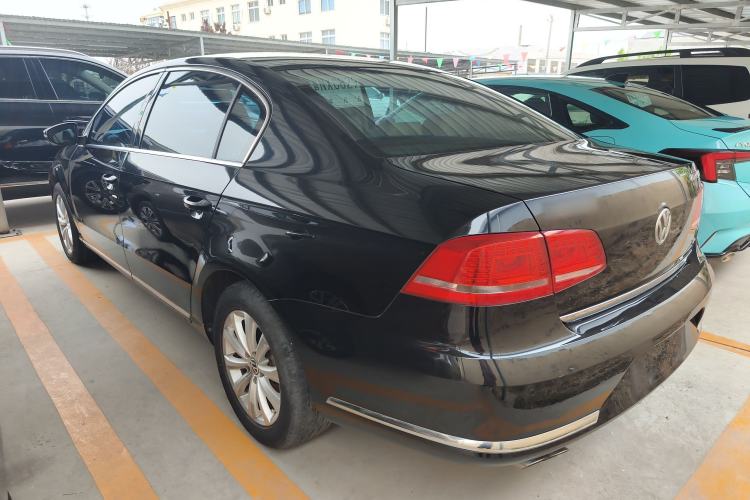 Used Volkswagen Magotan 2015 Facelift 1.8TSI Luxury Model Rear Left 45 Deg