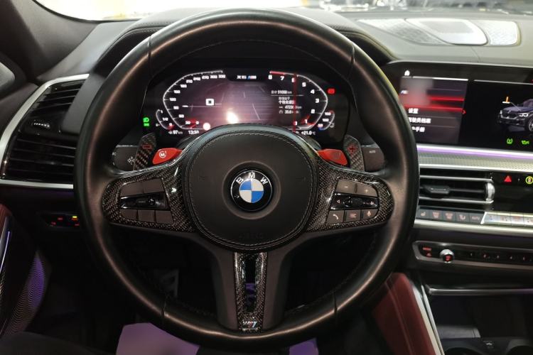 Used BMW X6 2022 Restyled xDrive40i M Sport Package Steering Wheel