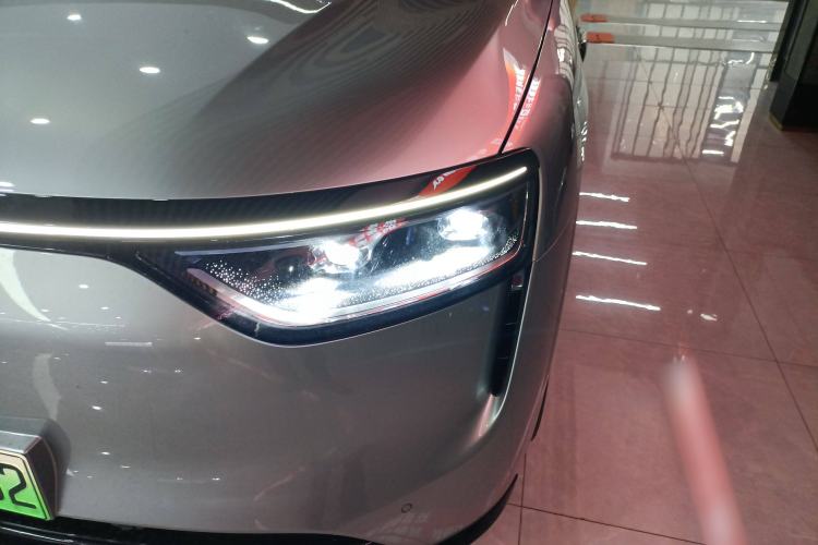 Used Hima AITO M8 2025 Extended-Range Max+ Version 53.4 kWh 5-Seater Edition