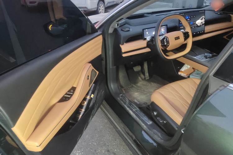 Used Geely Galaxy 8 2025 130km EM-i Flagship Edition Driver Seat