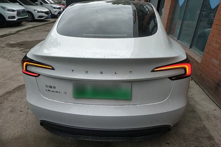 Used Tesla Model 3 2025 Rear-Wheel-Drive Version
