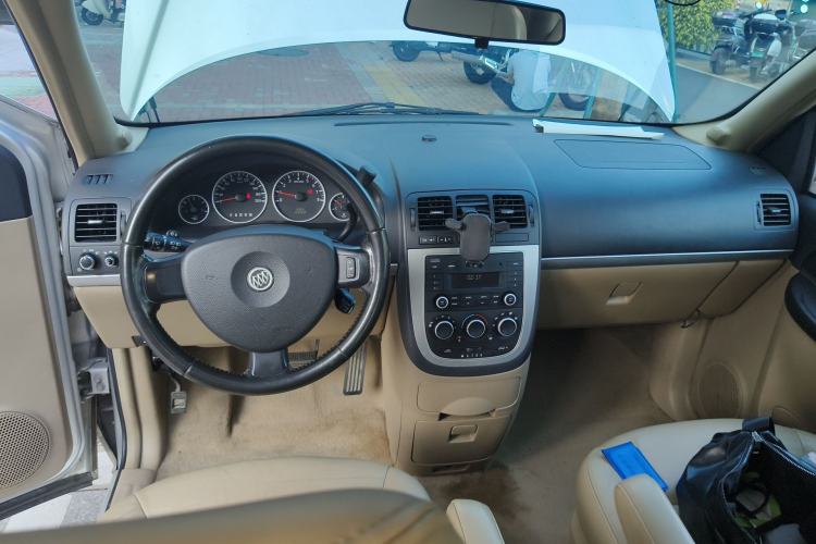 Used Buick GL8 2014 2.4L Executive Edition