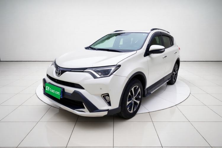 Used Toyota RAV4 2016 2.0L CVT Two-Wheel Drive Fashion Edition China V Standard