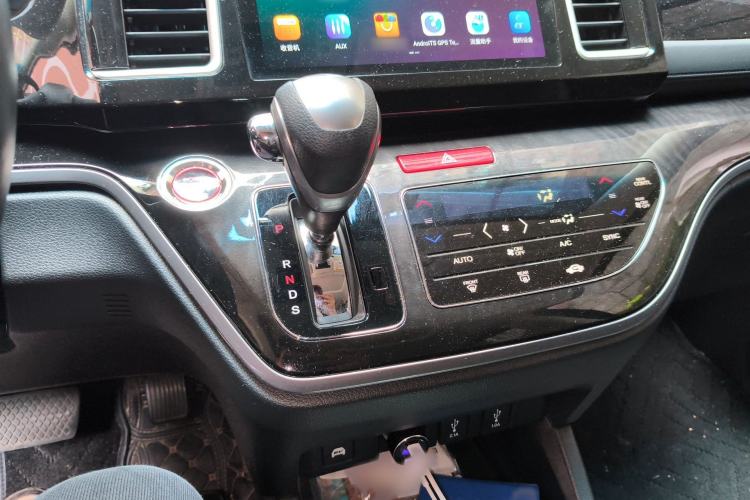 Used Honda Elysion 2019 2.0L Hybrid Luxury Edition
