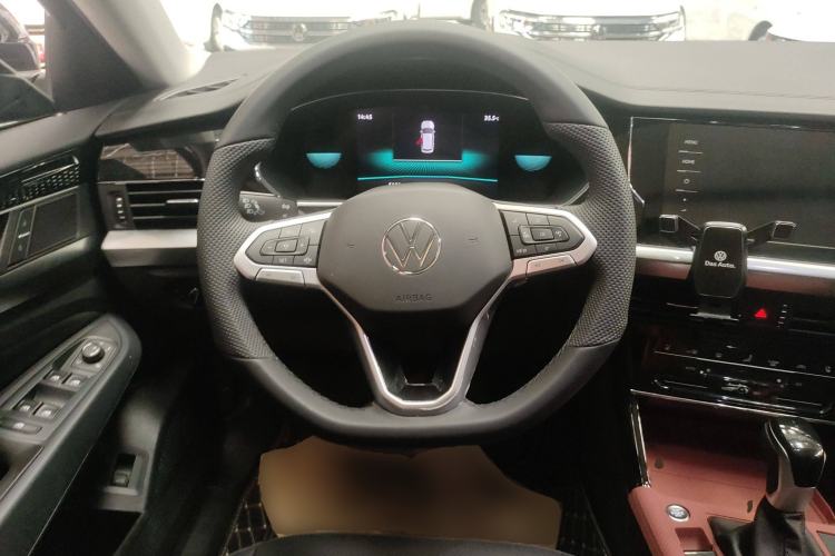 Used Volkswagen Passat 2025 Outstanding Model 330TSI Starry Elite Edition