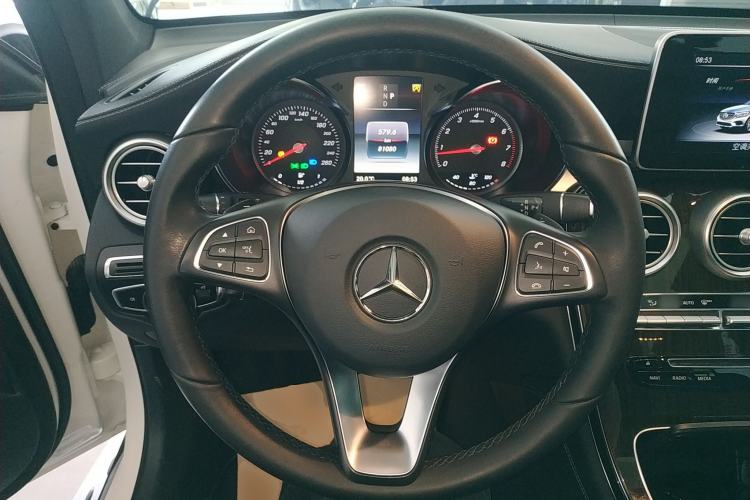 Used Mercedes-Benz GLC 2019 GLC 260 L 4MATIC Dynamic Model Steering Wheel