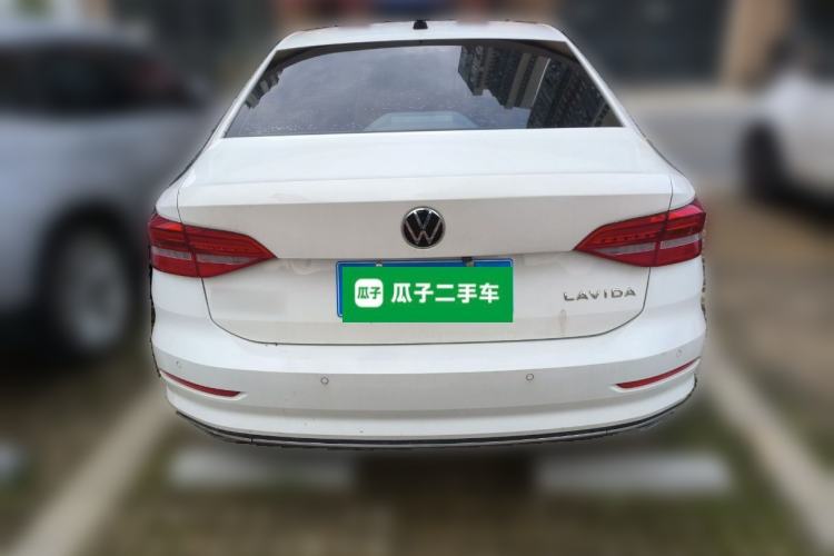 Used Volkswagen Lavida 2021 1.5L Automatic Comfort Edition
