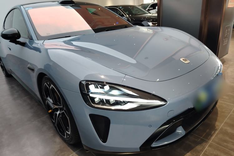 Used Xiaomi Auto SU7 2024 Four-Wheel Drive Ultra-Long Range Advanced Intelligent Driving Max Edition
