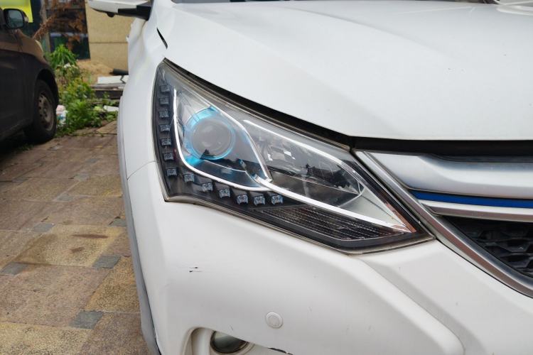 Used BYD Song New Energy 2017 Song DM 1.5TID All-Wheel Drive Luxury Model