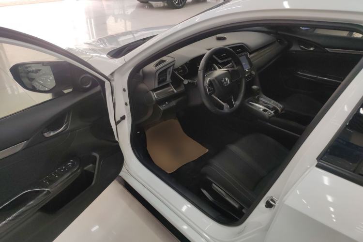 Used Honda Civic 2021 HATCHBACK 220TURBO CVT New Trendsetter Driver Seat