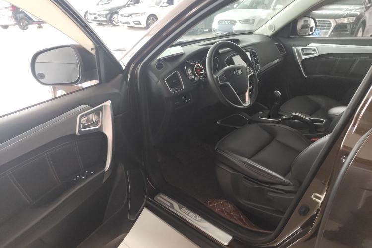 Used Geely Auto Vision X6 2016 1.8L Manual Luxury Model