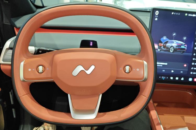 Used ONVO L60 2024 60 kWh All-Wheel Drive