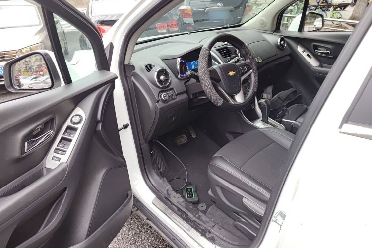 Used Chevrolet Trax 2014 1.4T Automatic Two-Wheel Drive Luxury Model Driver Seat