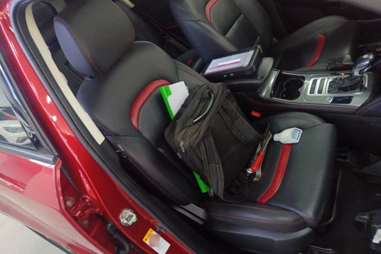 Used CHANGAN CS55 2018 1.5T Automatic Colorful Edition China V Standard Right Front Seat