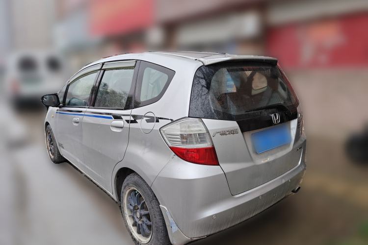 Used Honda Fit 2008 1.3L manual comfort version
