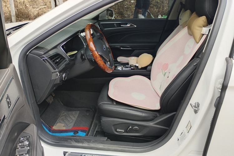 Used Ford Taurus 2017 EcoBoost 245 Luxury Model