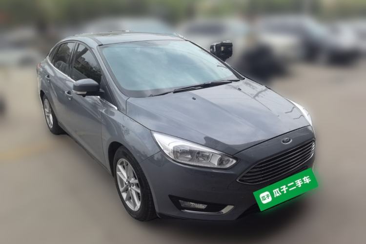 Used Ford Focus 2017 Sedan EcoBoost 180 Automatic Elite Model Front Right 45 Deg