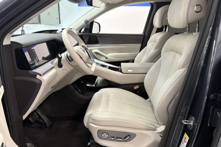 Used Denza N9 2025 Flagship Model