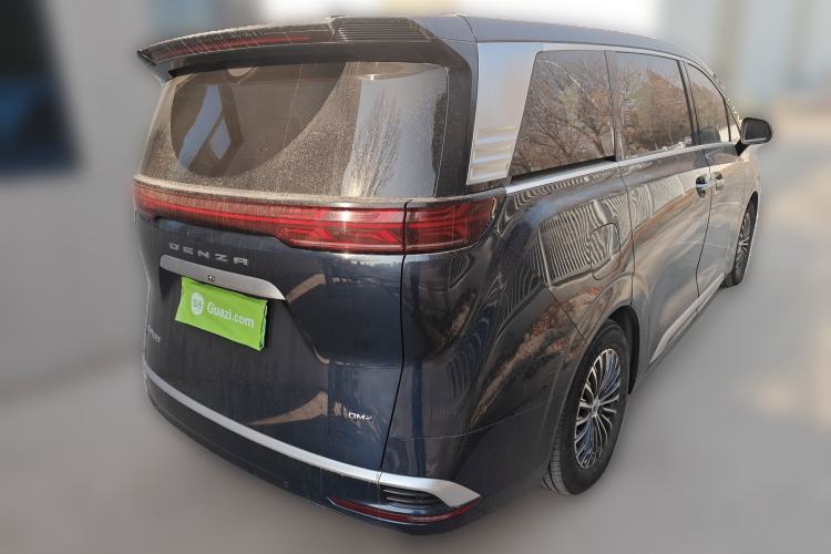 Used Denza D9 2023 DM-i 965 Luxury Model