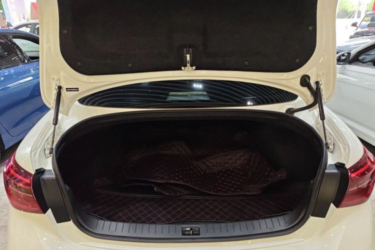 Used Infiniti Q50L 2022 2.0T Enjoyment Edition
