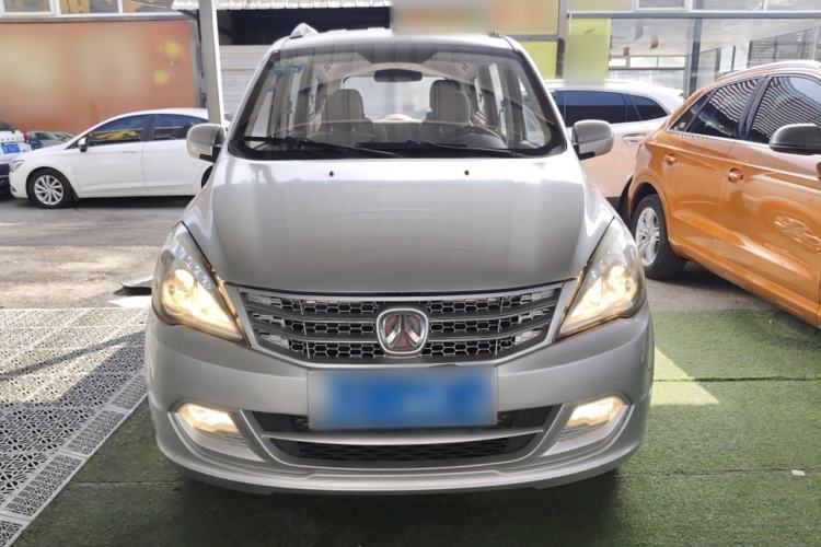 Used BAIC Weiwang M20 2014 1.5L practical type BJ415A Front