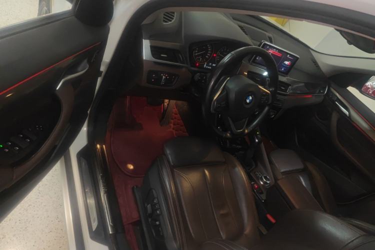 Used BMW X1 2018 xDrive20Li Luxury Edition Driver Seat