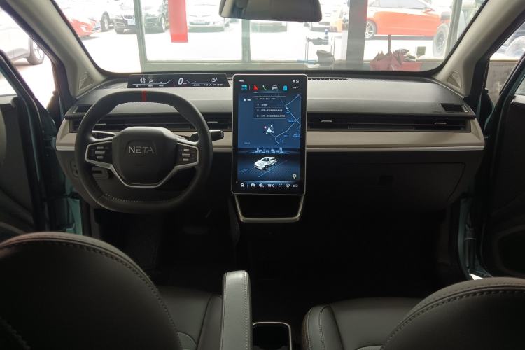 Used NETA V 2022 Long-Range Industry Custom Edition Center Console
