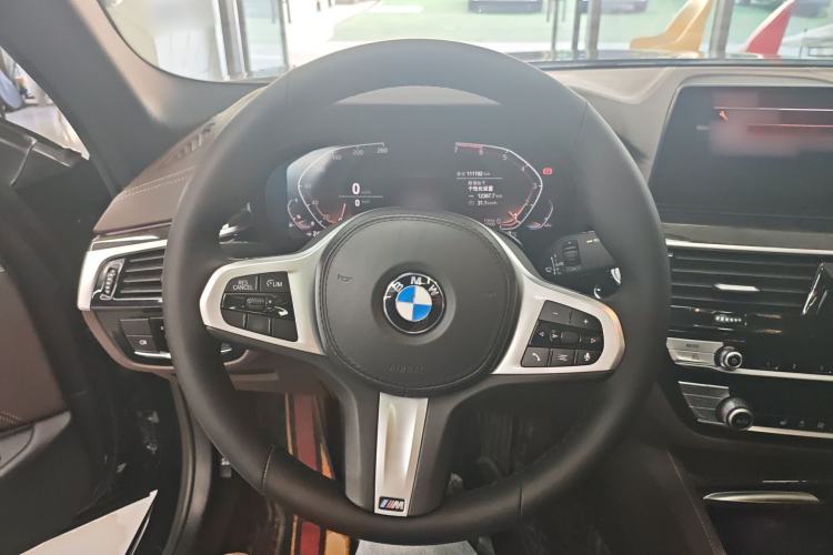 Used BMW 5 Series 2020 525Li M Sport Package