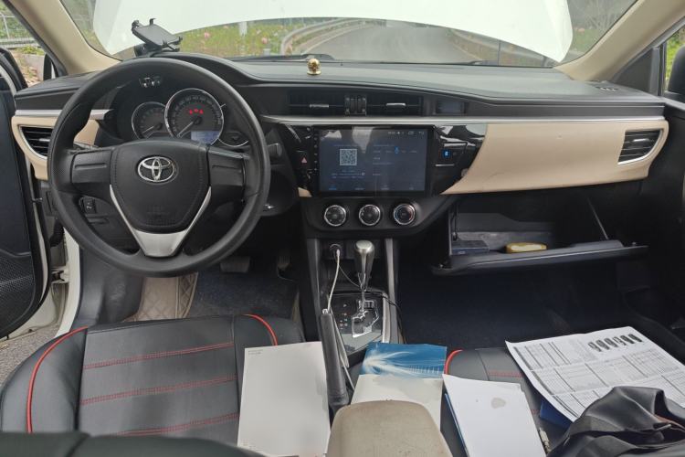 Used Toyota Levin 2014 1.6G CVT Elite Edition Center Console