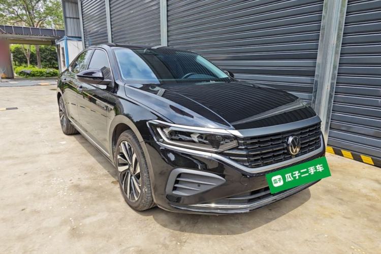 Used Volkswagen Passat 2024 330TSI Elite Edition Exterior 1