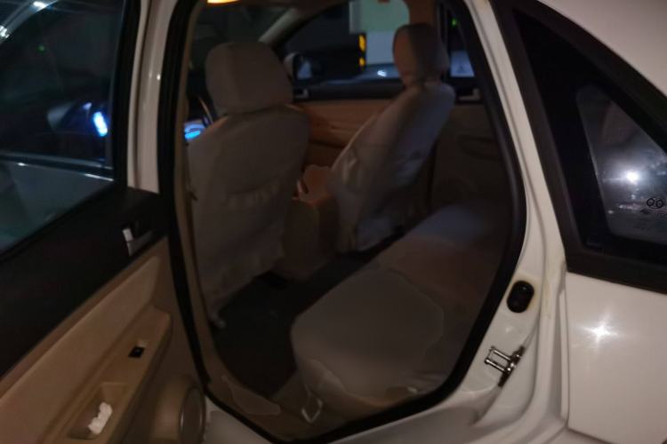 Used BAIC E Series 2013 Sedan 1.3L Manual Special Offer Edition
