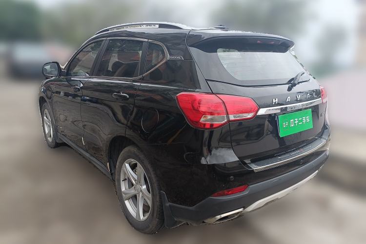 Used Haval H2 2018 Chuanxiang Edition Blue Badge 1.5T Manual Two-Wheel Drive Fashionable Model