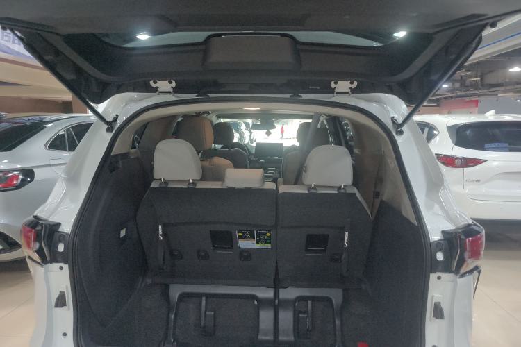 Used Toyota Sienna 2023 2.5L Hybrid Comfort Edition
